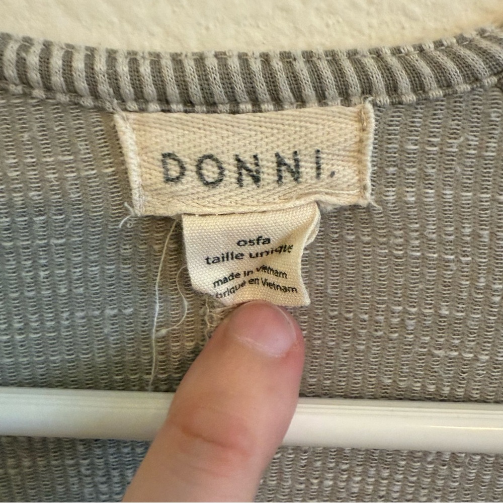 DONNI. Gray Ribbed Cardigan - Picture 3 of 4